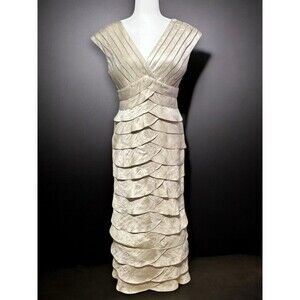 David’s Bridal Mother Of The Bride Cap Sleeve Tiered Formal Dress Champagne Sz 8